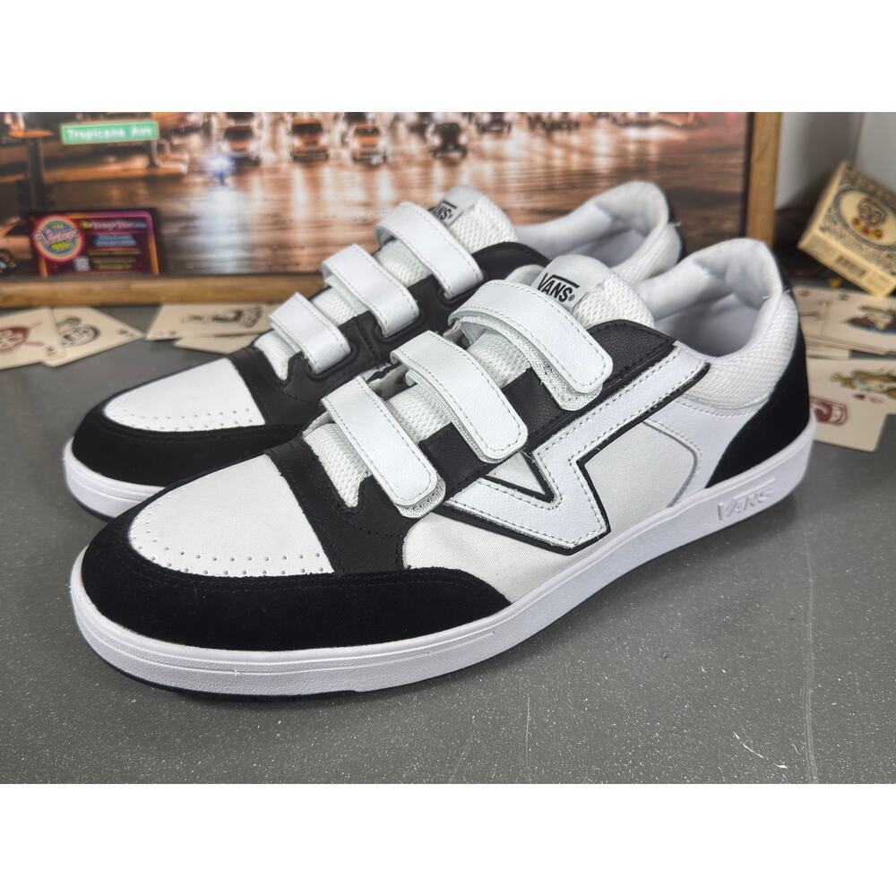 Vans Sport Low Velcro Strap Black White Sneakers Men’s 13 VN721356 New